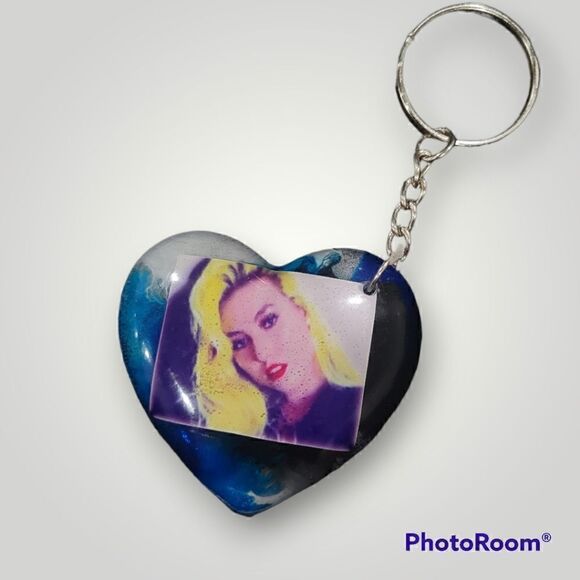KINGS Blue Ink Heart Keychain (Z170) - Picture 1 of 8